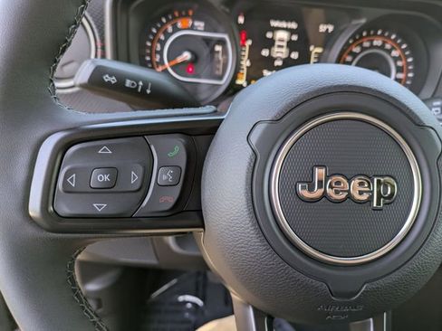 New 2026 Jeep Wrangler Unlimited Rubicon AWD/4WD image 15