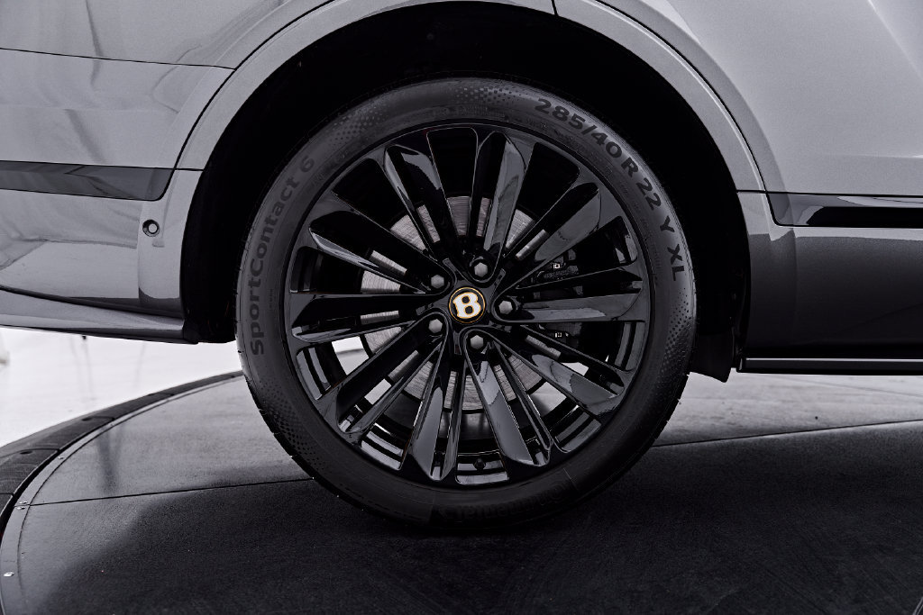 Used 2020 Bentley Bentayga Speed AWD/4WD image 30