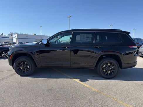 New 2026 Jeep Grand Cherokee L 4WD image 6