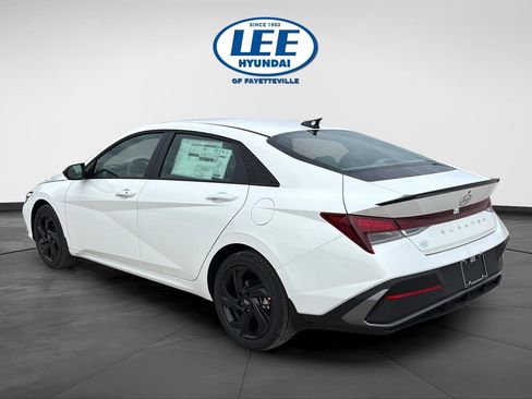 New 2026 Hyundai Elantra Sport FWD image 7