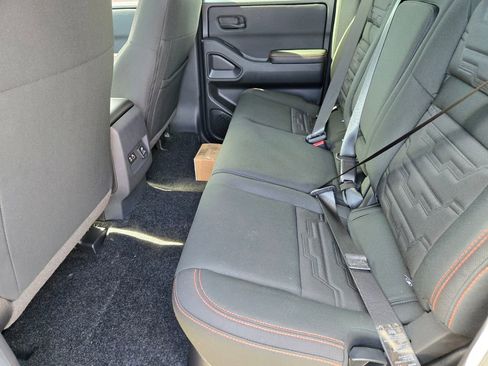 New 2026 Nissan Frontier PRO-4X w/ Pro-4x Convenience Package AWD/4WD image 7