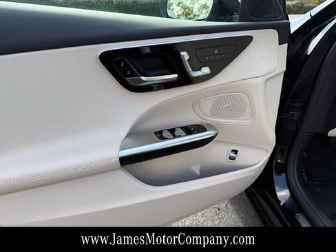 Certified 2026 Mercedes-Benz C 300 4MATIC Sedan image 15
