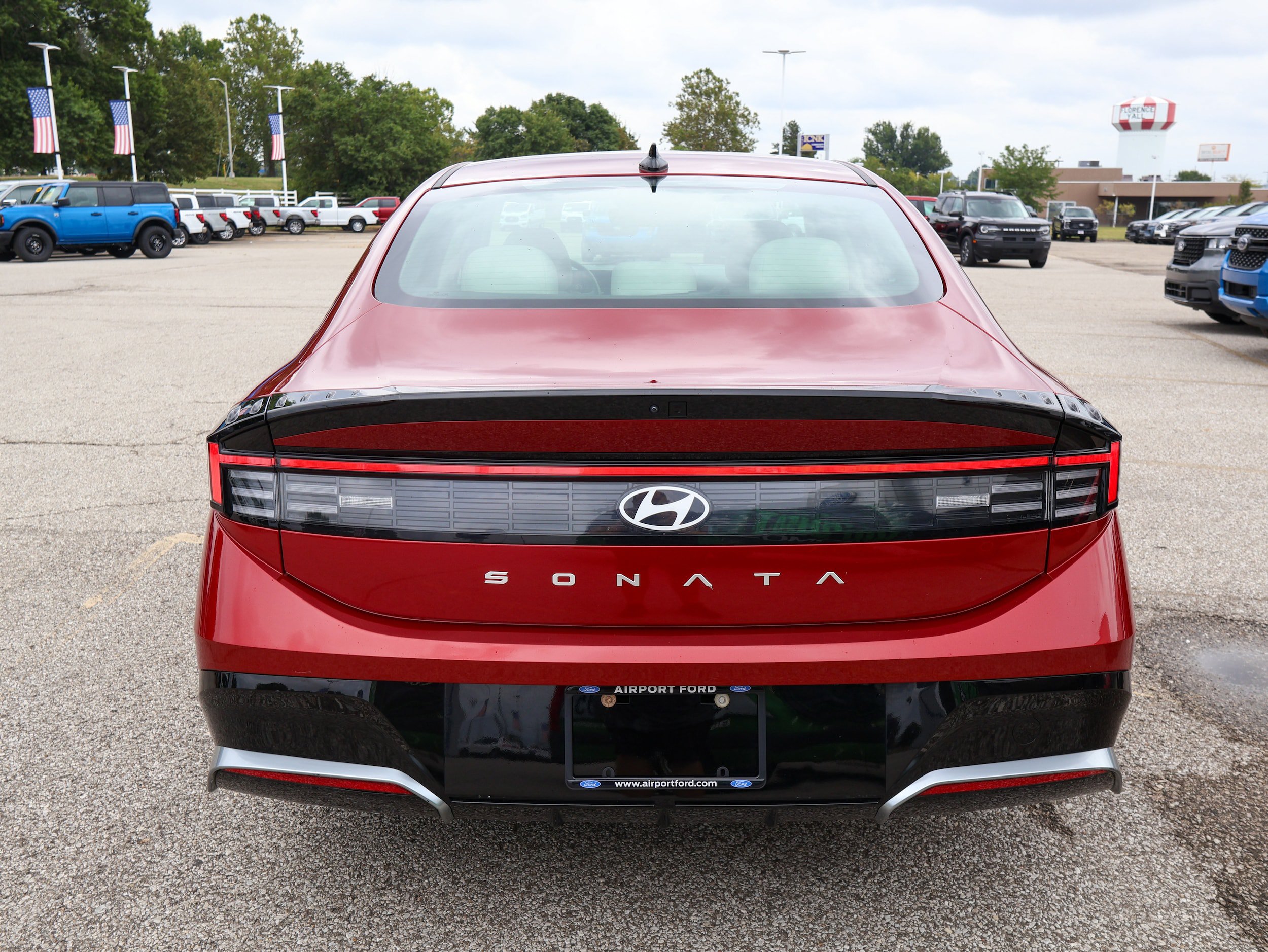 Used 2025 Hyundai Sonata SEL FWD image 4