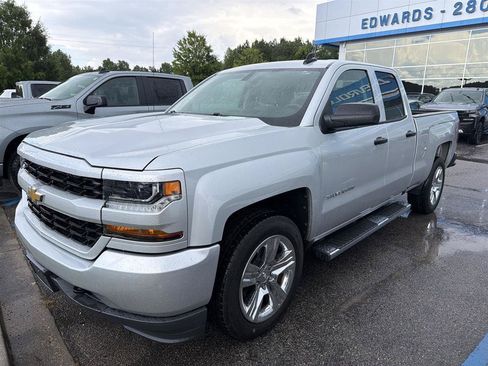 Used 2016 Chevrolet Silverado 1500 Custom w/ Custom Convenience Package RWD image 1