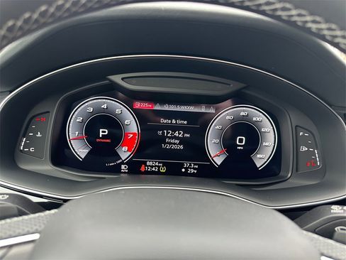 Used 2022 Audi SQ8 Prestige image 21