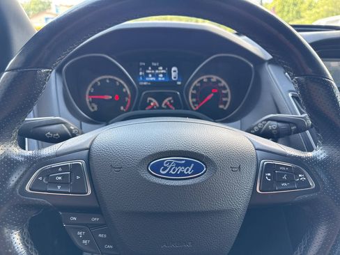 Used 2018 Ford Focus ST FWD image 33