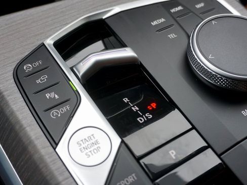 Used 2025 BMW 430i xDrive Coupe w/ Convenience Package image 14