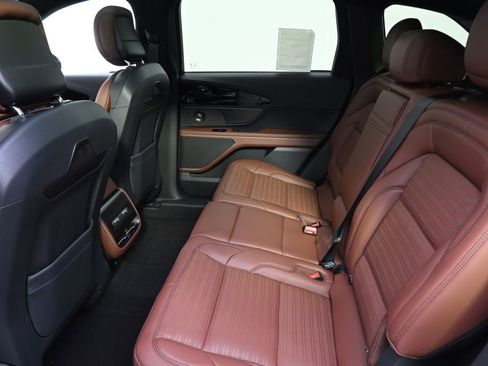 New 2026 Lincoln Nautilus Reserve w/ Jet Appearance Package image 19