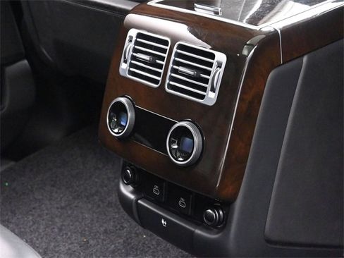 Used 2021 Land Rover Range Rover P525 Westminster Edition LWB image 20