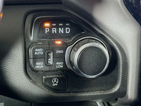 Used 2023 RAM 1500 Big Horn image 25