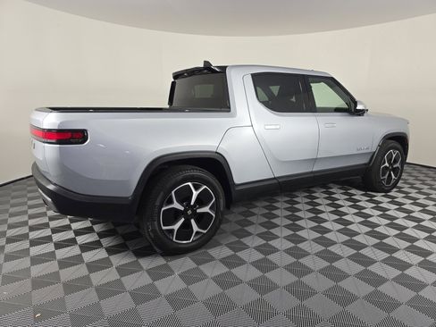 Used 2024 Rivian R1T Adventure image 5