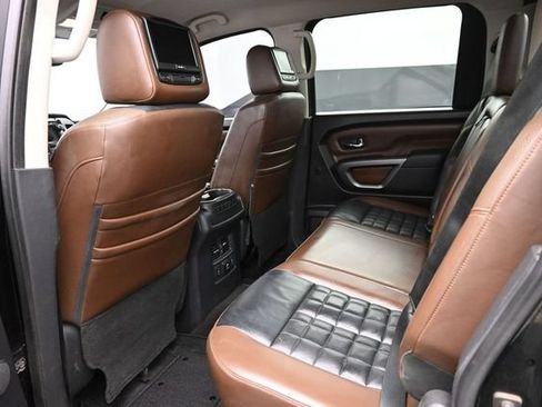 Used 2018 Nissan Titan Platinum Reserve w/ Platinum Utility Package AWD/4WD image 19