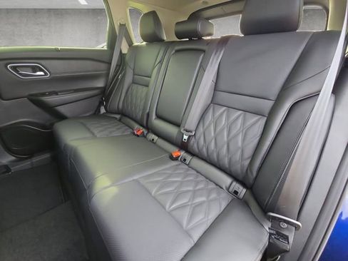 New 2026 Nissan Rogue Platinum image 22