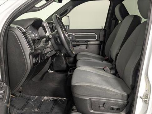 Used 2024 RAM 2500 Big Horn w/ Off Road Package AWD/4WD image 13