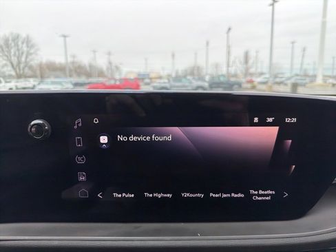 Used 2024 Buick Envista Sport Touring image 23