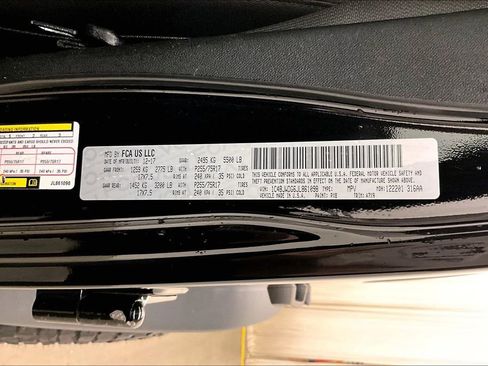 Used 2018 Jeep Wrangler Unlimited Sport S image 19