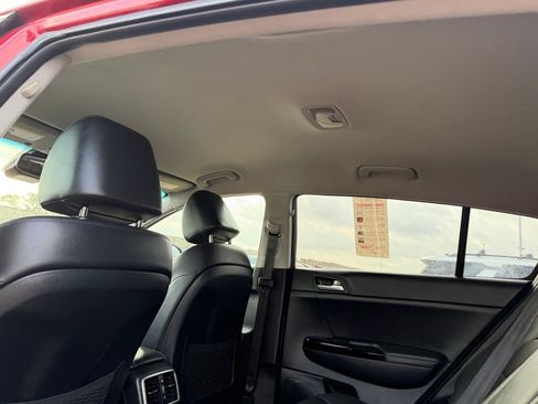 Used 2020 Kia Sportage EX FWD image 32