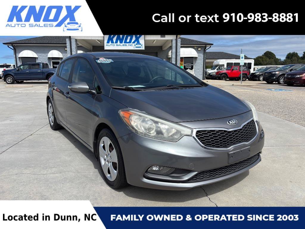 Used 2016 Kia Forte LX FWD image 1