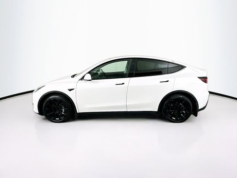 Used 2024 Tesla Model Y Long Range image 4