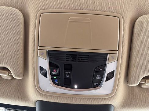 Certified 2025 Acura TLX w/ Technology Package FWD image 28