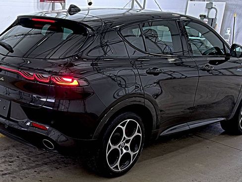 Used 2024 Alfa Romeo Tonale Veloce AWD/4WD image 4