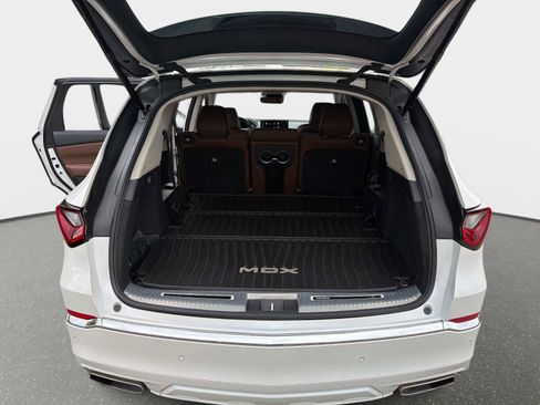 Used 2025 Acura MDX w/ Advance Package AWD/4WD image 12