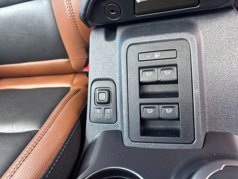 Used 2024 Ford Bronco Outer Banks AWD/4WD image 25