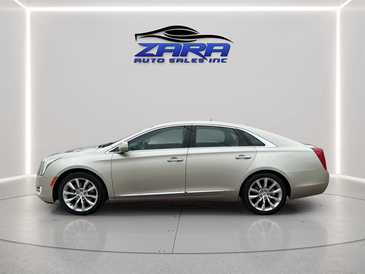 Used 2015 Cadillac XTS Luxury AWD/4WD image 4