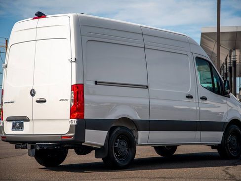New 2026 Mercedes-Benz Sprinter 144 Cargo image 9