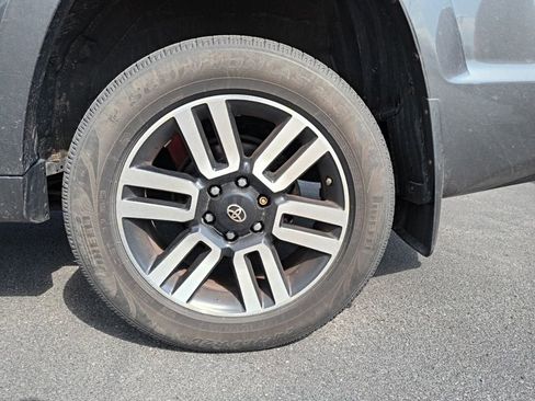 Used 2020 Toyota 4Runner Limited image 14