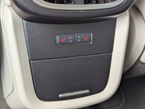 Used 2019 Lincoln Nautilus Reserve FWD image 21