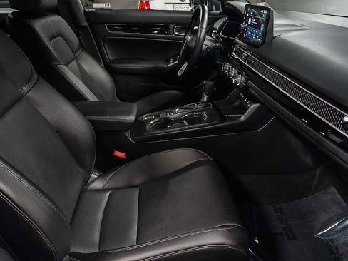 Used 2025 Honda Civic Sport Touring image 19