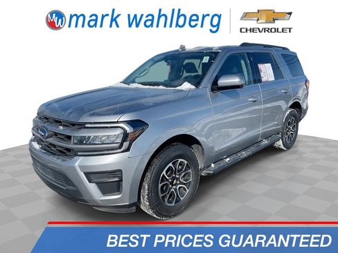 Used 2022 Ford Expedition XLT RWD image 1