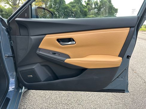 New 2025 Nissan Sentra SV w/ SV Premium Package image 14