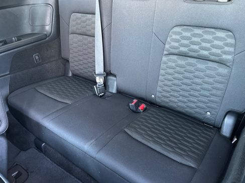 Used 2024 Nissan Pathfinder SV w/ SV Premium Package FWD image 14