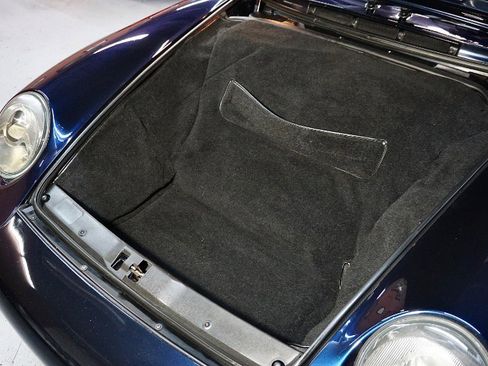 Used 1995 Porsche 911 Carrera image 64