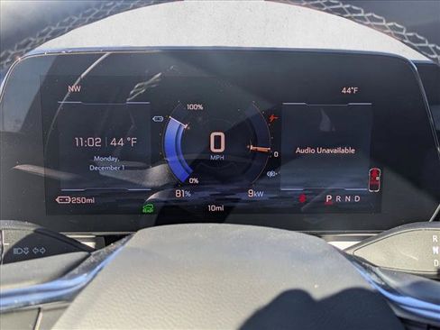 New 2026 Chevrolet Equinox EV LT AWD/4WD image 11