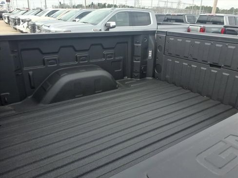 New 2026 GMC Sierra 1500 AT4 w/ AT4 Premium Package AWD/4WD image 12
