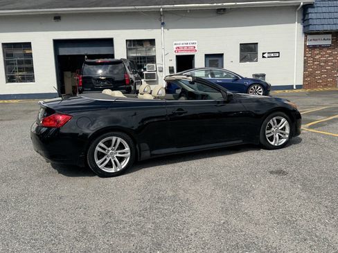 Used 2010 INFINITI G37 Sport w/ Premium Pkg image 11