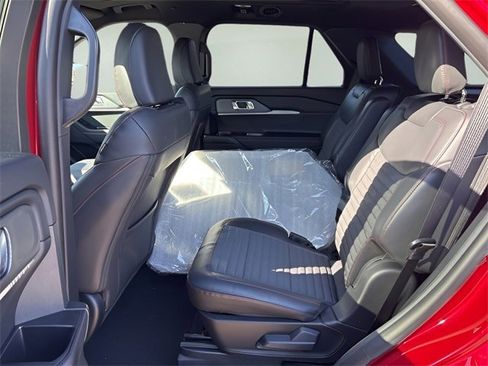 New 2026 Ford Explorer ST-Line w/ ST-Line Street Pack image 20