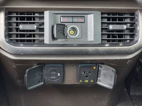 Used 2023 Ford F150 King Ranch w/ Equipment Group 601A High AWD/4WD image 23