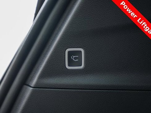 New 2026 Chrysler Pacifica Select image 19