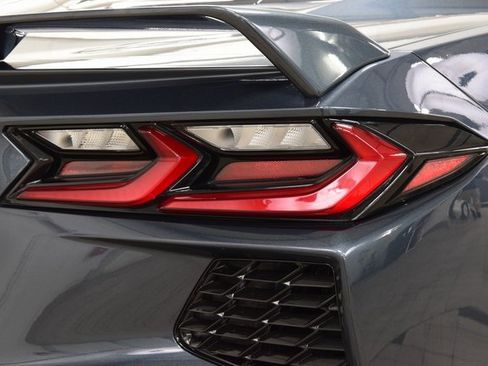 Used 2020 Chevrolet Corvette Stingray Preferred Cpe w/ 2LT Preferred Equipment Group image 18