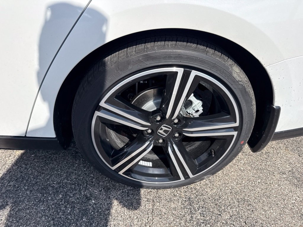 Used 2026 Honda Accord Sport image 13
