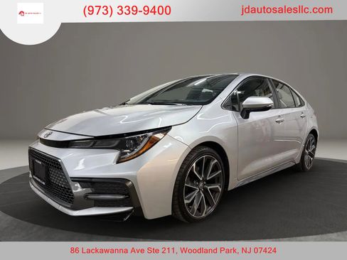 Used 2020 Toyota Corolla SE image 1