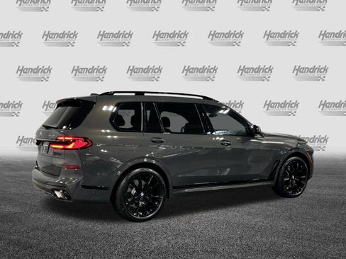 New 2027 BMW X7 xDrive40i w/ Executive Package AWD/4WD image 8