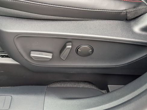 New 2025 Ford Escape ST-Line w/ Equipment Group 301A image 12