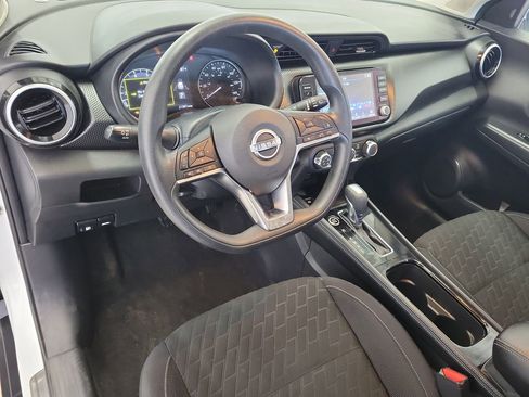 Used 2023 Nissan Kicks SV FWD image 18
