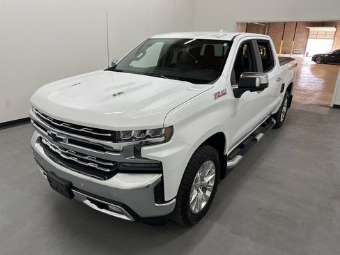 Used 2021 Chevrolet Silverado 1500 LTZ AWD/4WD image 22