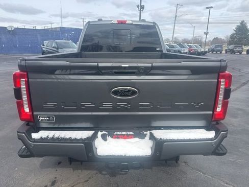 New 2026 Ford F250 Lariat w/ Black Appearance Package AWD/4WD image 4